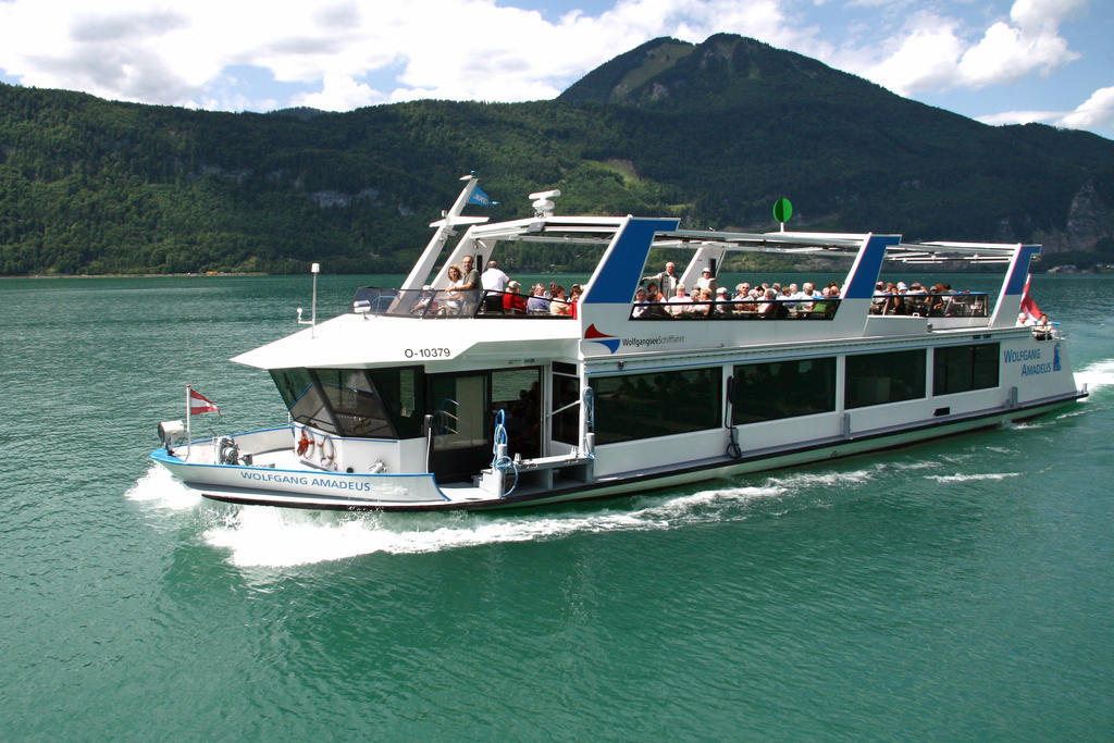 Hotel Youhey Am Wolfgangsee Strobl Buitenkant foto